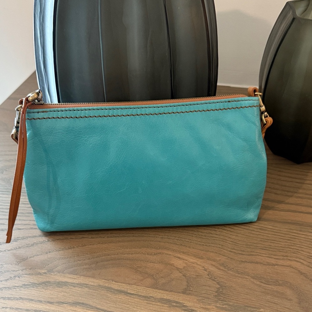 HOBO Darcy in Vibrant Turquoise Leather